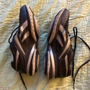 Reebok Black Sneaker Size Woman’s 8